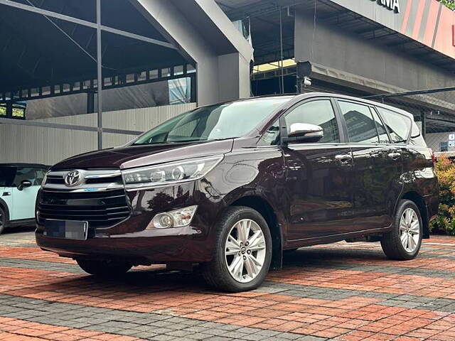 Used Toyota Innova Crysta [2016-2020] 2.8 ZX AT 7 STR [2016-2020] in Thrissur