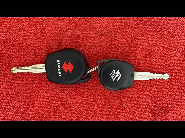 Used Maruti Suzuki Swift [2021-2024] VXi [2021-2023] in Hyderabad