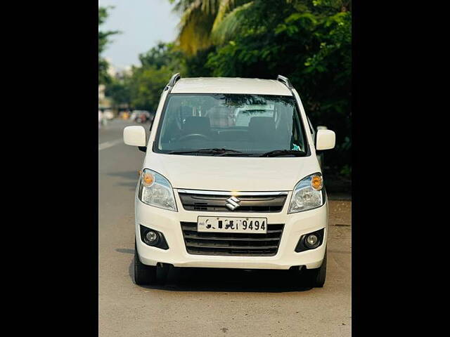 Used 2018 Maruti Suzuki Wagon R in Surat