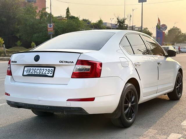 Used Skoda Octavia [2015-2017] 1.8 TSI Ambition Plus AT in Delhi