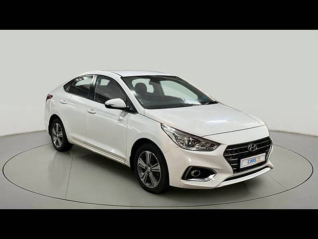 Used 2017 Hyundai Verna in Mumbai