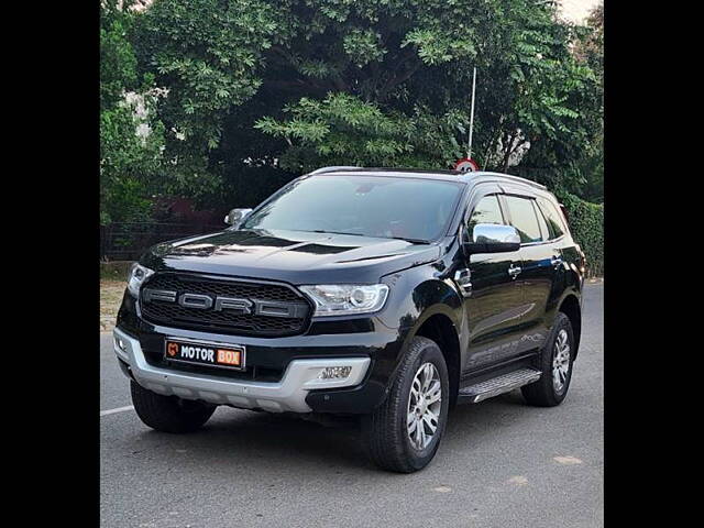 Used Ford Endeavour [2016-2019] Titanium 3.2 4x4 AT in Chandigarh