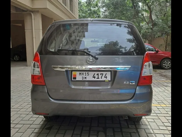 Used 2012 Toyota Innova in Nashik