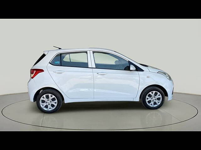 Used Hyundai Grand i10 [2013-2017] Magna 1.2 Kappa VTVT [2013-2016] in Ahmedabad