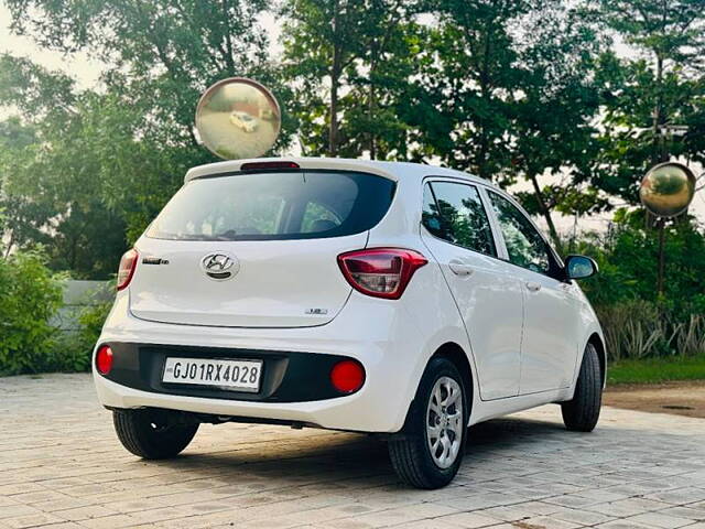 Used Hyundai Grand i10 Magna 1.2 Kappa VTVT in Ahmedabad