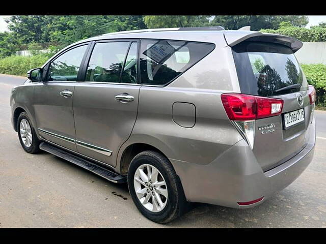 Used Toyota Innova Crysta [2016-2020] 2.4 V Diesel in Ahmedabad