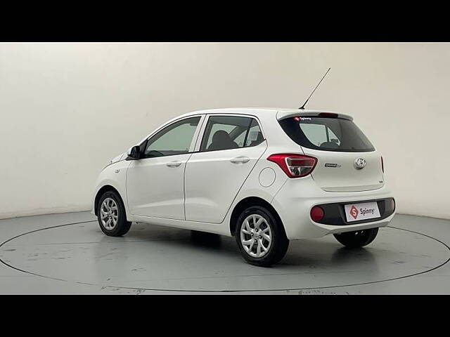 Used Hyundai Grand i10 Magna AT 1.2 Kappa VTVT in Ahmedabad