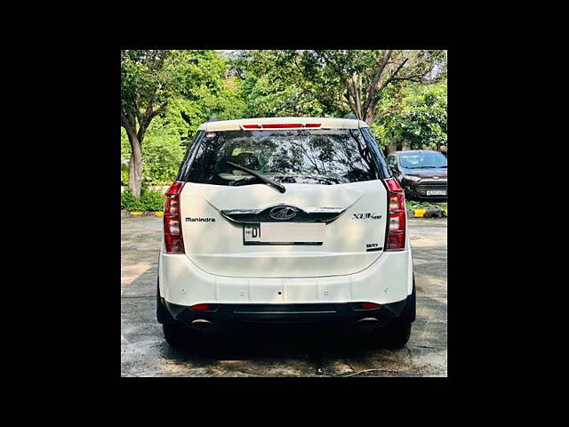 Used Mahindra XUV500 [2015-2018] W6 AT in Delhi