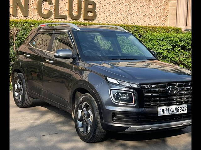 Used 2021 Hyundai Venue in Mumbai