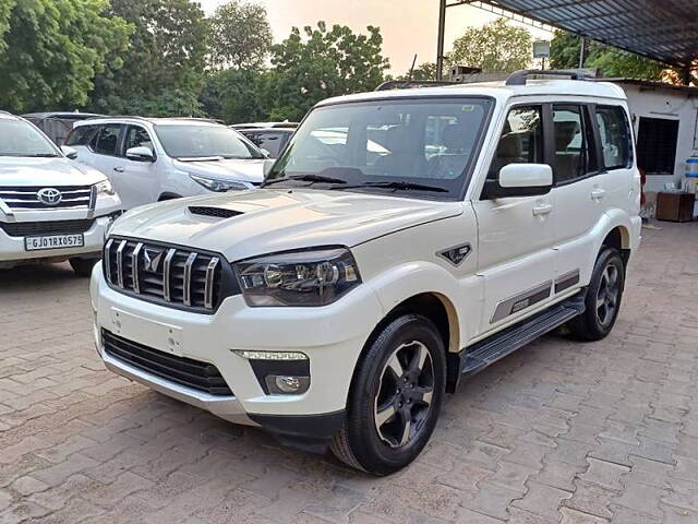 Used Mahindra Scorpio S11 MT 7S in Ahmedabad