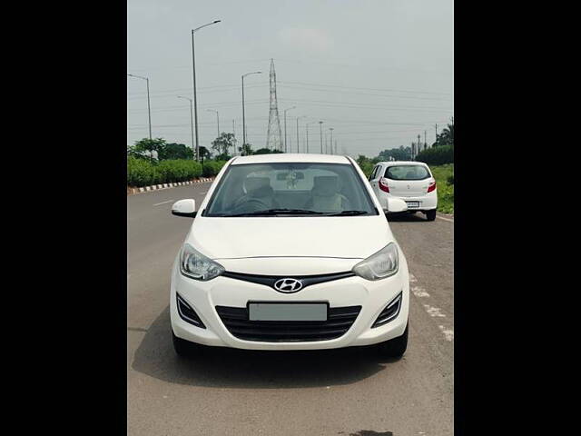 Used 2014 Hyundai i20 in Surat