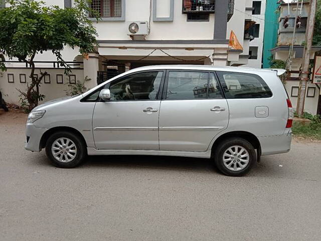 Used Toyota Innova [2005-2009] 2.5 V 7 STR in Hyderabad