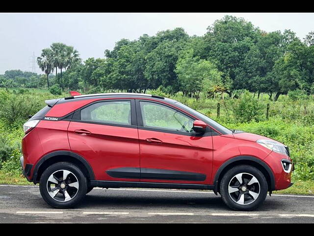 Used Tata Nexon [2017-2020] XZ Plus Dual Tone in Surat