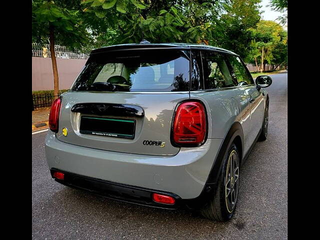 Used MINI Cooper SE Charged Edition in Delhi