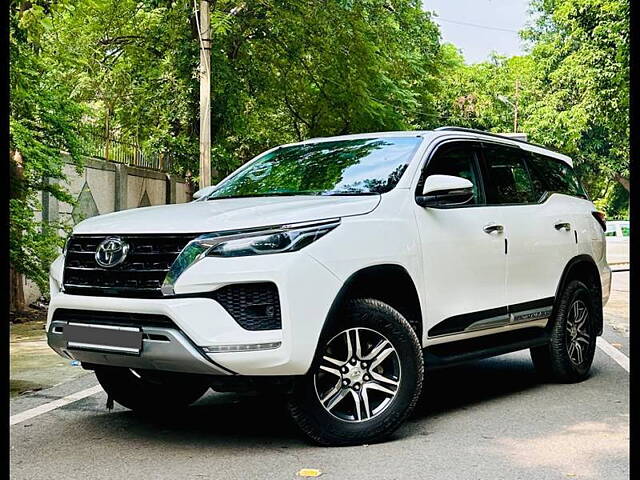 Used Toyota Fortuner 4X2 AT 2.7 Petrol in Delhi