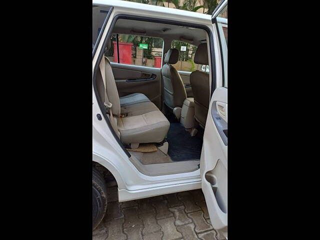 Used Toyota Innova [2009-2012] 2.5 GX 8 STR in Pune