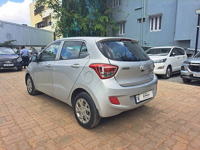 Used Hyundai Grand i10 [2013-2017] Magna AT 1.2 Kappa VTVT [2016-2017] in Bangalore