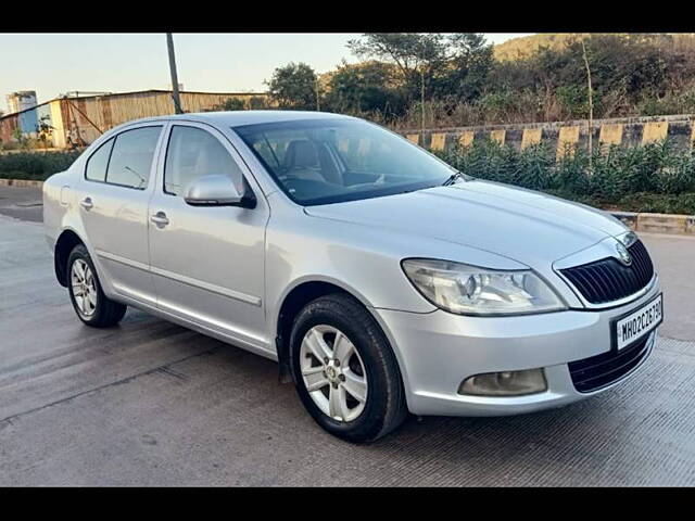 Used Skoda Laura Elegance 2.0 TDI CR MT in Mumbai