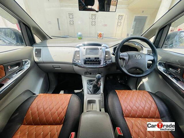 Used Toyota Innova [2013-2014] 2.5 VX 8 STR BS-IV in Mumbai