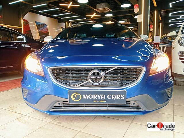 Used Volvo V40 [2016-2019] D3 R-Design in Navi Mumbai