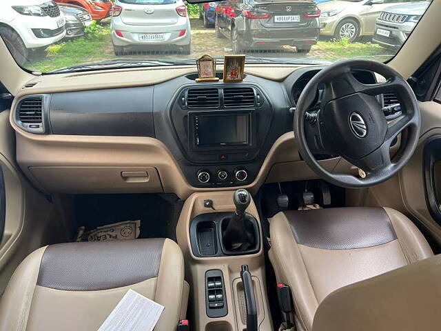 Used Mahindra TUV300 [2015-2019] T4 Plus in Kolkata