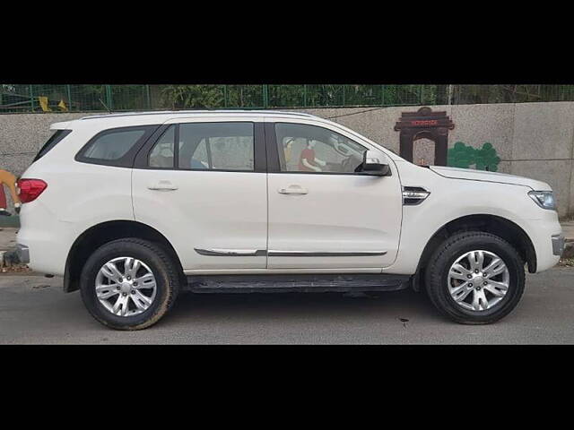 Used Ford Endeavour [2016-2019] Trend 2.2 4x2 AT in Raipur