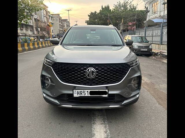 Used 2020 MG Hector Plus in Delhi