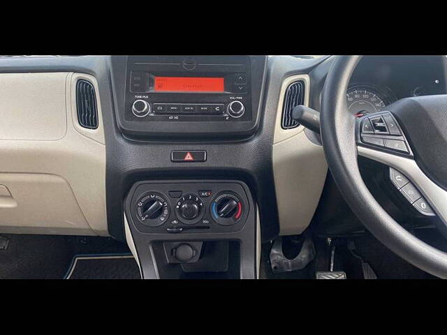 Used Maruti Suzuki Wagon R [2019-2022] VXi (O) 1.2 AMT in Hyderabad