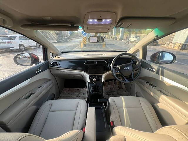 Used Mahindra Marazzo [2018-2020] M8 7 STR in Mumbai