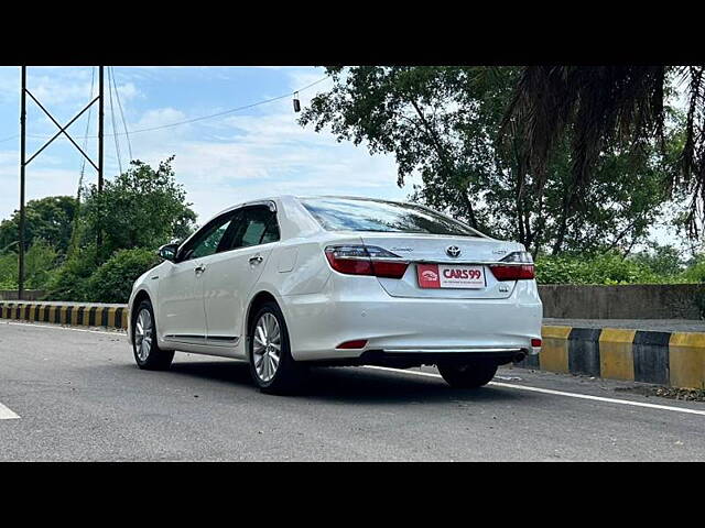 Used Toyota Camry Hybrid in Noida