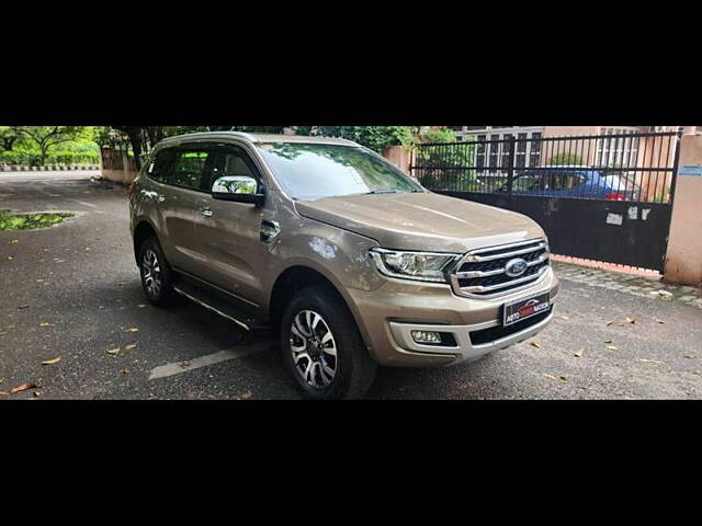 Used Ford Endeavour [2016-2019] Titanium 3.2 4x4 AT in Delhi