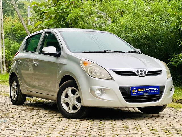 Used Hyundai i20 [2010-2012] Sportz 1.2 BS-IV in Ahmedabad