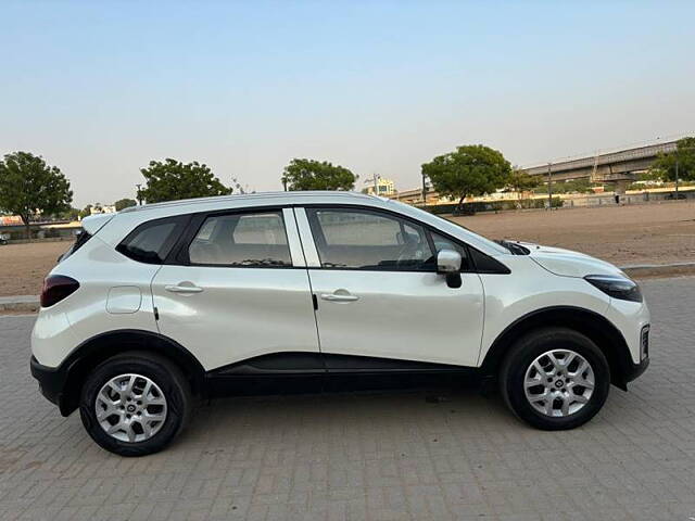 Used Renault Captur [2017-2019] RXE Petrol in Ahmedabad