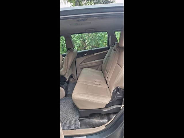 Used Mahindra Marazzo [2018-2020] M8 8 STR in Kolkata