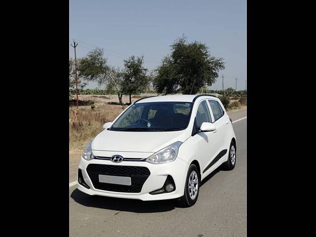 Used Hyundai Grand i10 Sportz U2 1.2 CRDi in Surat