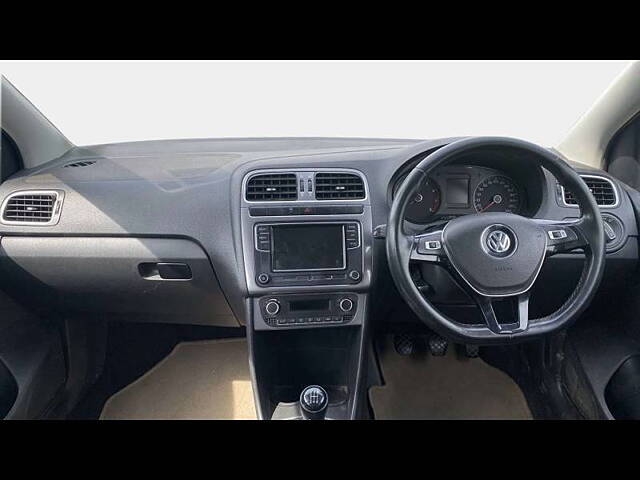 Used Volkswagen Polo [2016-2019] Highline Plus 1.0 (P) 16 Alloy in Nagpur