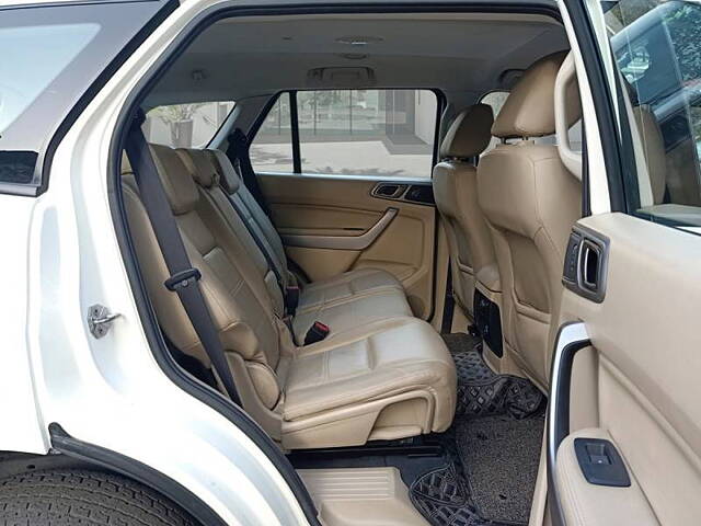 Used Ford Endeavour [2016-2019] Trend 2.2 4x2 AT in Delhi