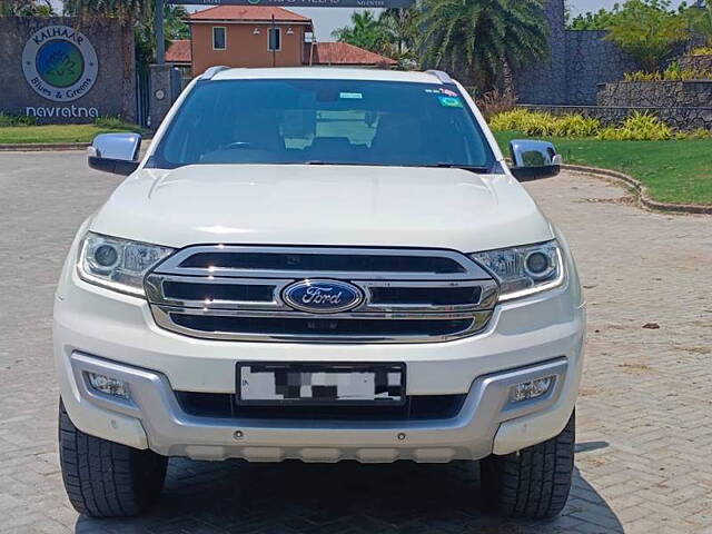 Used Ford Endeavour [2016-2019] Titanium 2.2 4x2 AT [2016-2018] in Ahmedabad