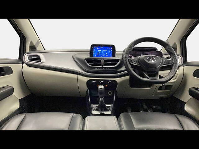 Used Tata Altroz XM Rhytm Plus Style Petrol in Delhi