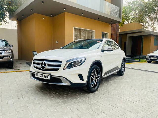 Used Mercedes-Benz GLA [2017-2020] 200 d Sport in Delhi