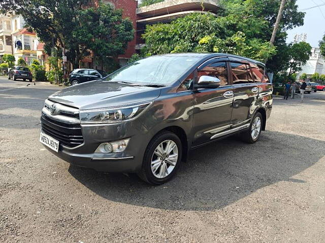 Used Toyota Innova Crysta [2016-2020] 2.4 ZX 7 STR [2016-2020] in Kolkata