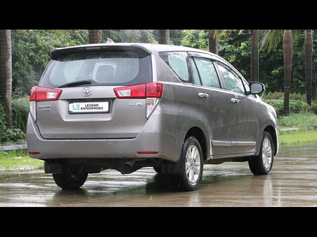 Used Toyota Innova Crysta [2016-2020] 2.4 V Diesel in Thane