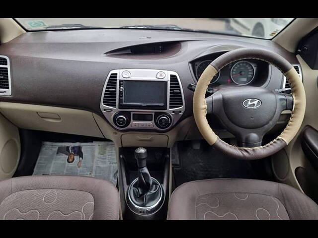 Used Hyundai i20 [2010-2012] Magna 1.2 in Ahmedabad