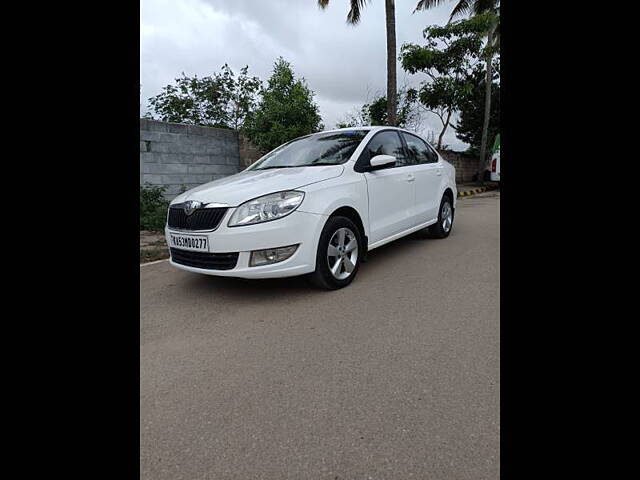 Used Skoda Rapid Style 1.6 MPI AT in Bangalore