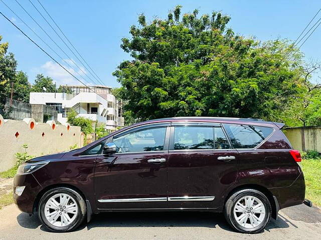 Used Toyota Innova Crysta [2016-2020] 2.8 ZX AT 7 STR [2016-2020] in Vadodara