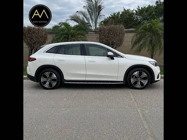 Used Mercedes-Benz EQE SUV 500 4MATIC in Delhi