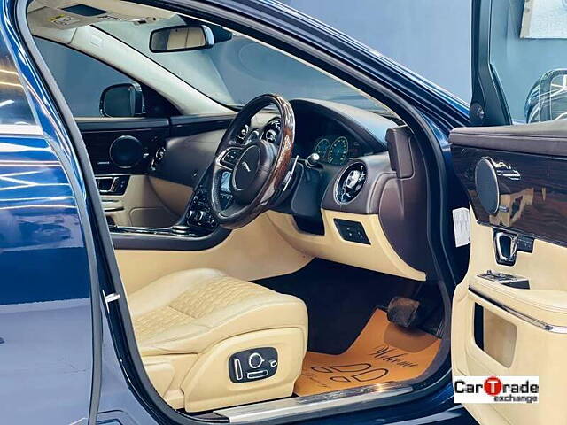 Used Jaguar XJ L [2014-2016] 2.0 Portfolio in Navi Mumbai