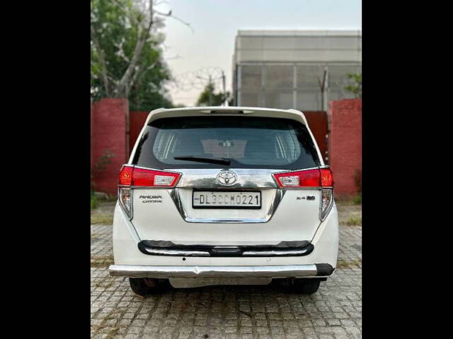 Used Toyota Innova Crysta [2016-2020] 2.4 V Diesel in Delhi