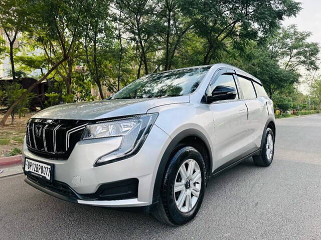 Used Mahindra XUV700 MX Petrol MT 5 STR [2021] in Delhi