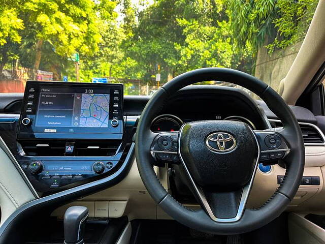 Used Toyota Camry Hybrid in Delhi